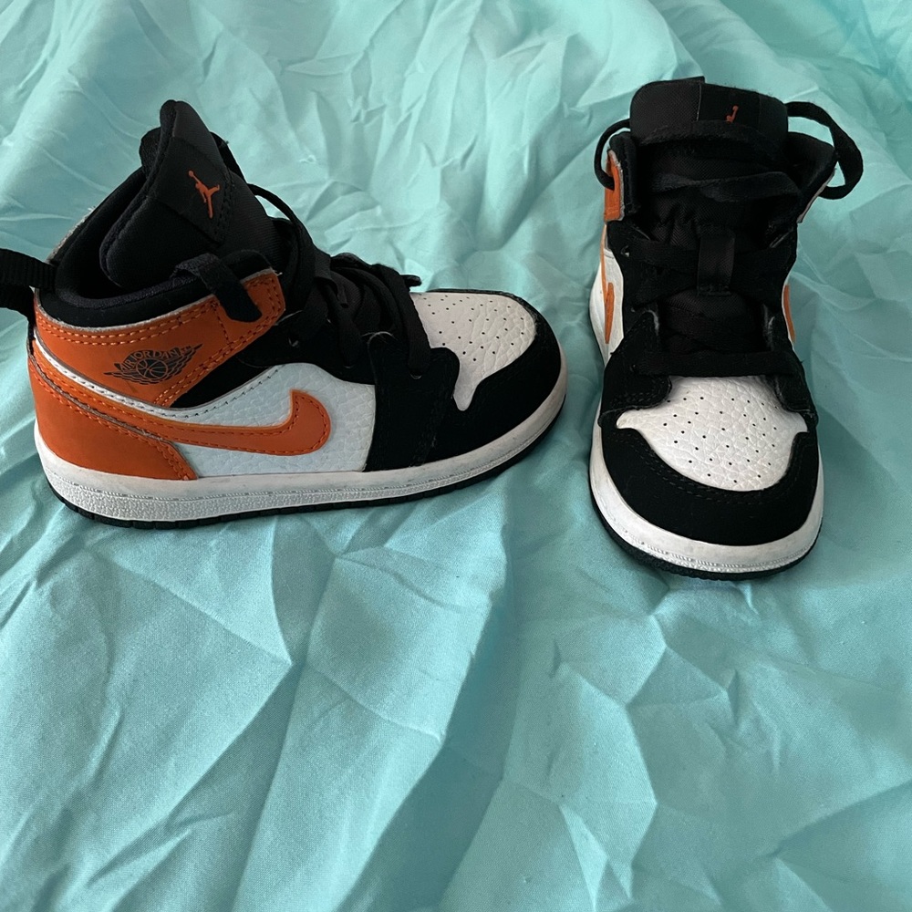 Toddler size 7C Jordan 1 Mid TD 'Shattered Backboard'